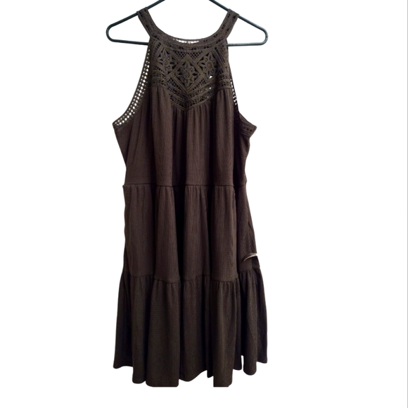 torrid Dresses & Skirts - Torrid Green Sleeveless Crochet Yoke Tiered Swing Midi Festival Dress 2X NWT